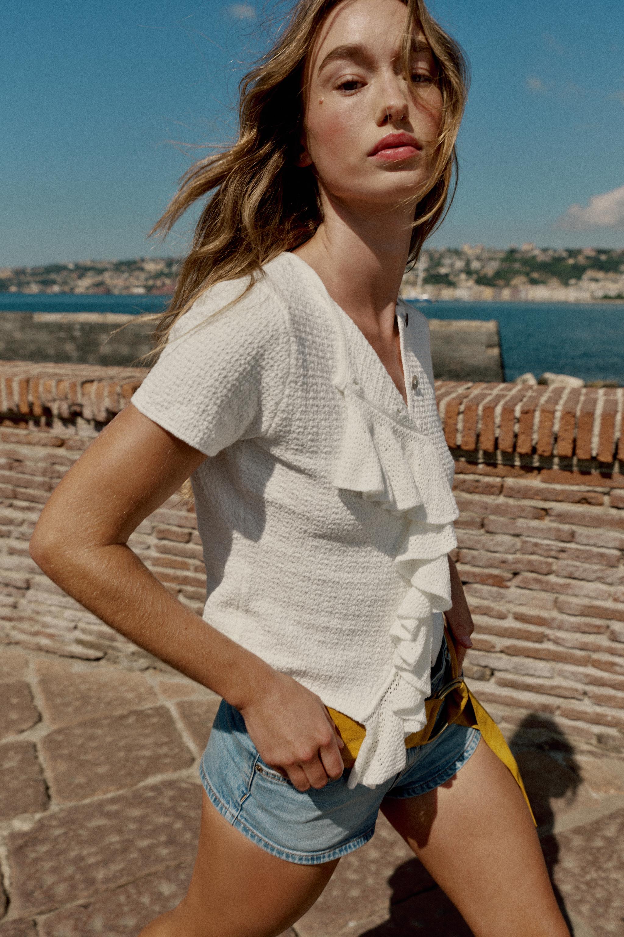 RUFFLED SHORT SLEEVE CARDIGAN